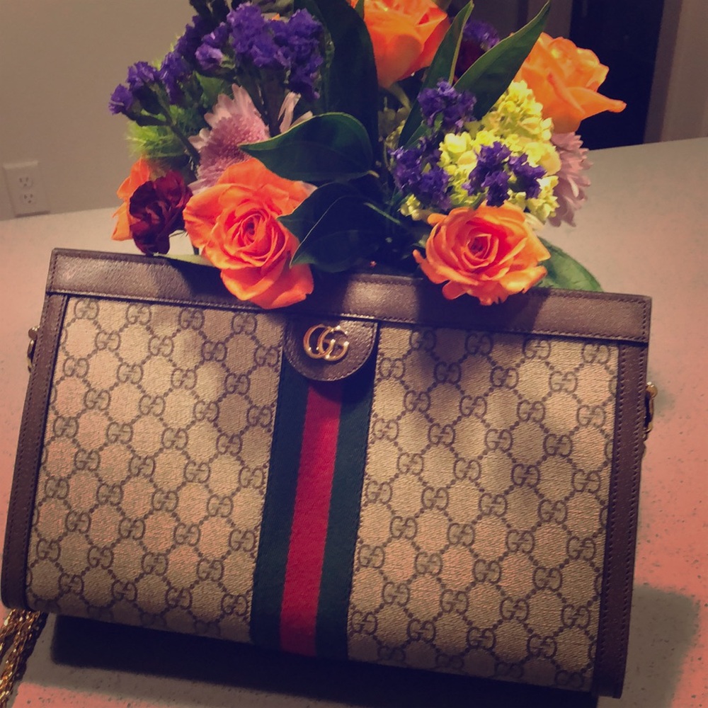 Gucci large handbag. Authentic
